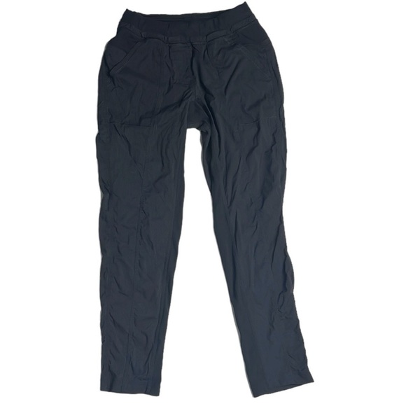 Lululemon Street To Studio Pant Unlined in Black size 4 - Picture 13 of 14